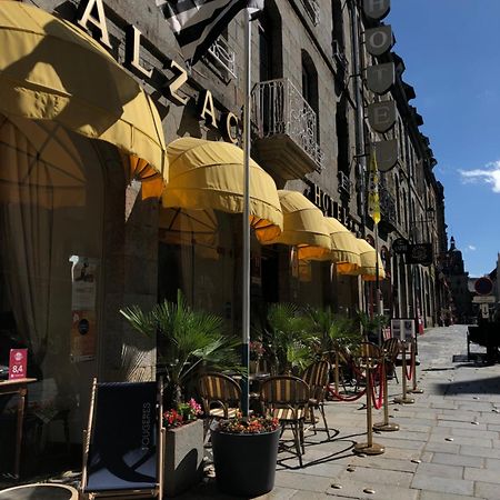Balzac Hotel Restaurant Fougeres Exterior photo